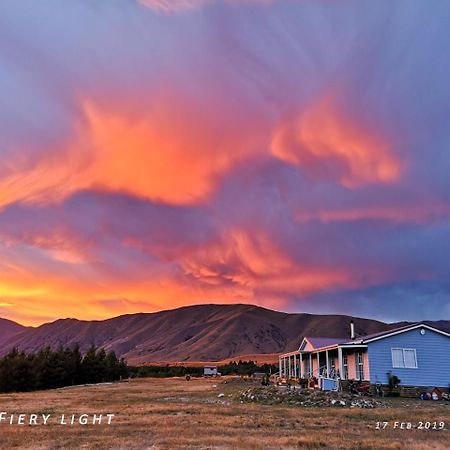 Kahurangi Twizel Hosted Bed & Breakfast Exterior photo